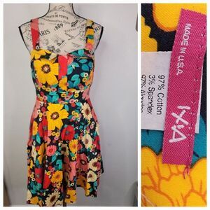 IXIA Dress Medium Colorful Floral Print Fit & Flare A-Line Sleeveless Cottage